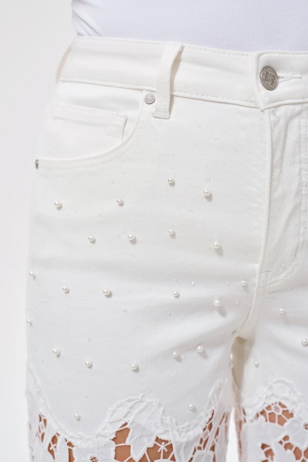 New York 30" Floral White