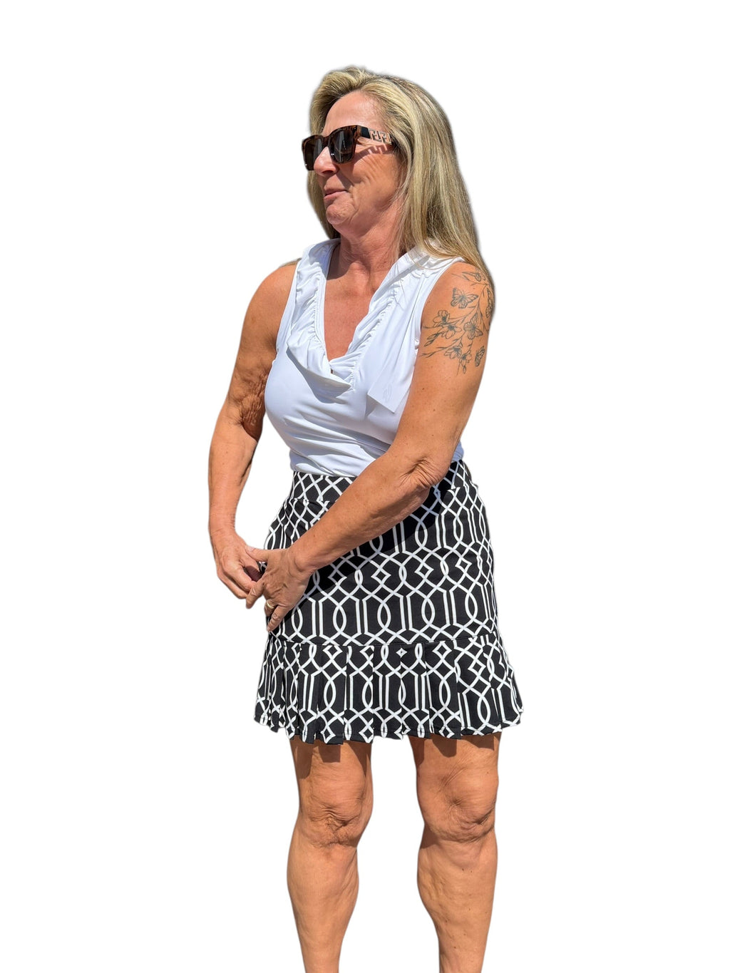 Pull - on Flounce Skort with UPF50+ Geometric Lines Black - Back of the Bay Boutique