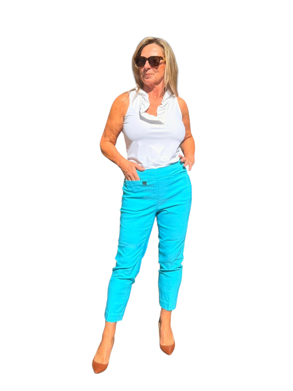 Contemporary Pull - on Capri Clear Turquoise - Back of the Bay Boutique