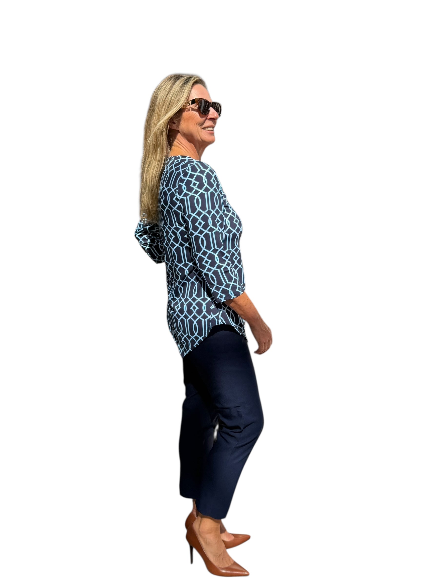 Contemporary Pull - on Capri Navy - Back of the Bay Boutique