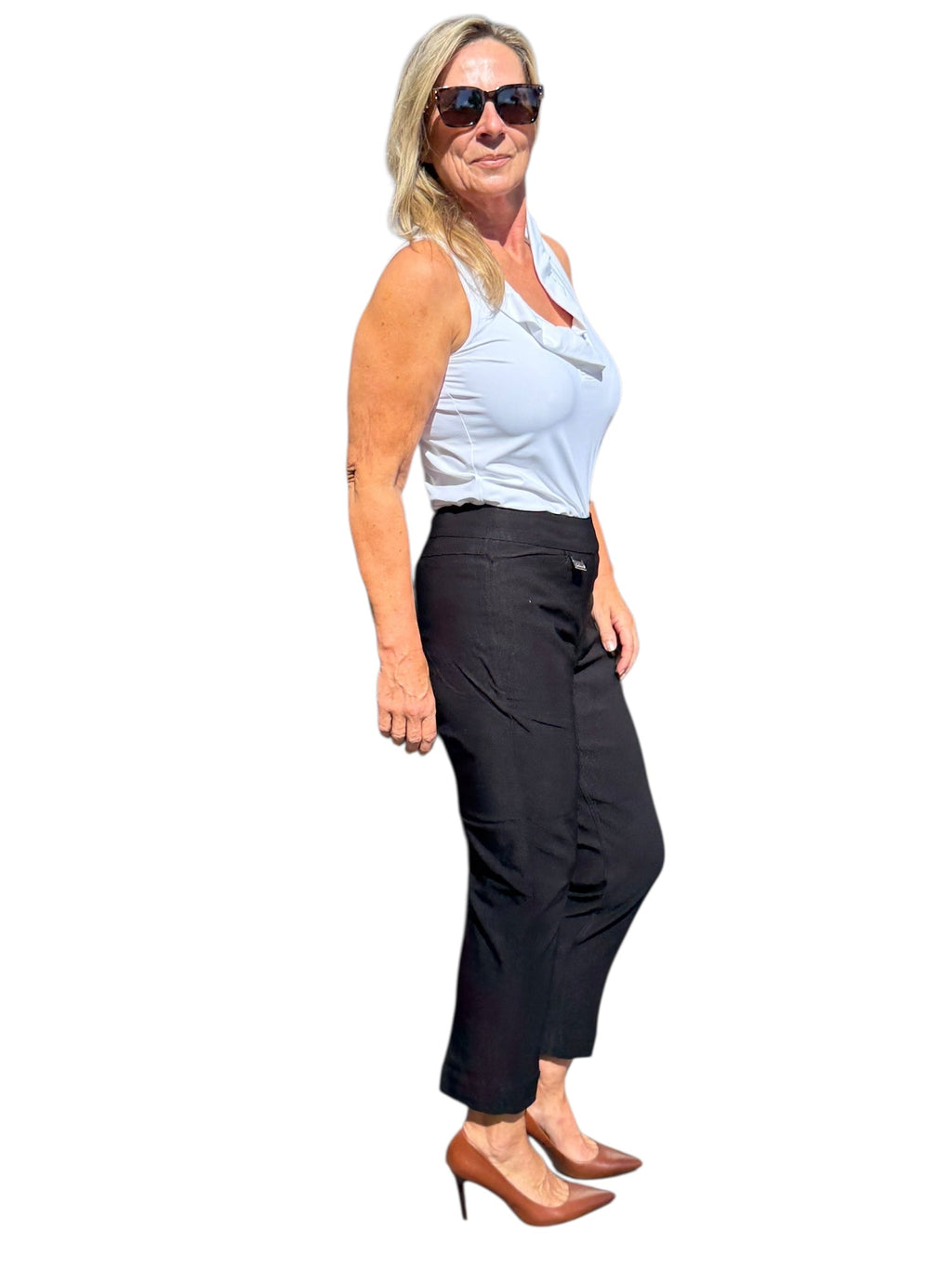 Contemporary Pull - on Capri Black - Back of the Bay Boutique