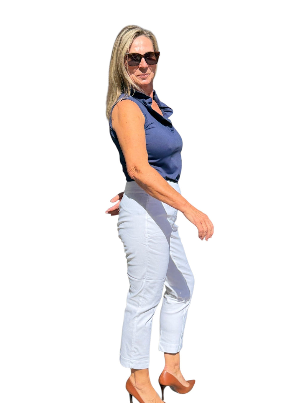 Contemporary Pull - on Capri White - Back of the Bay Boutique