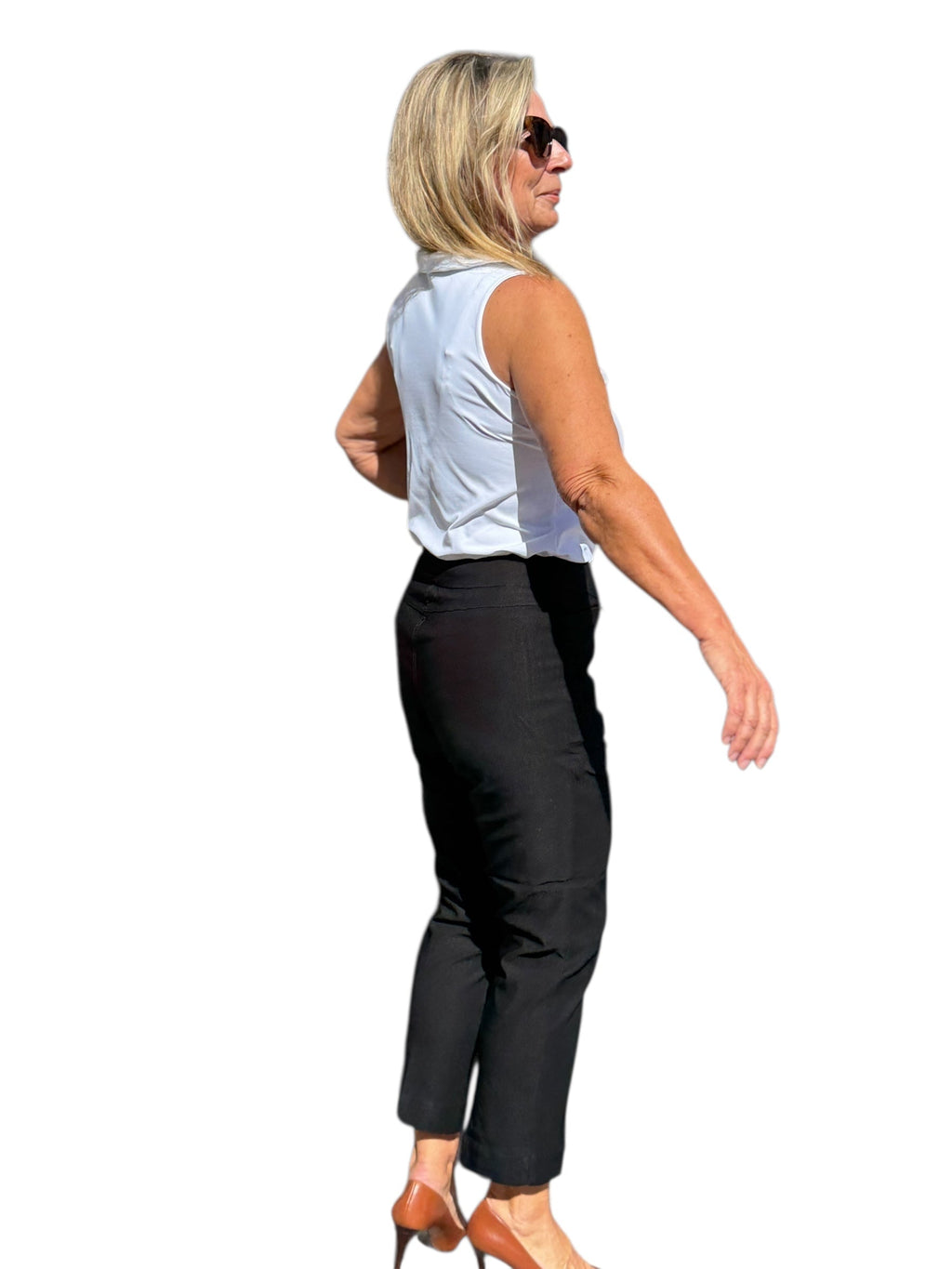 Contemporary Pull - on Capri Black - Back of the Bay Boutique