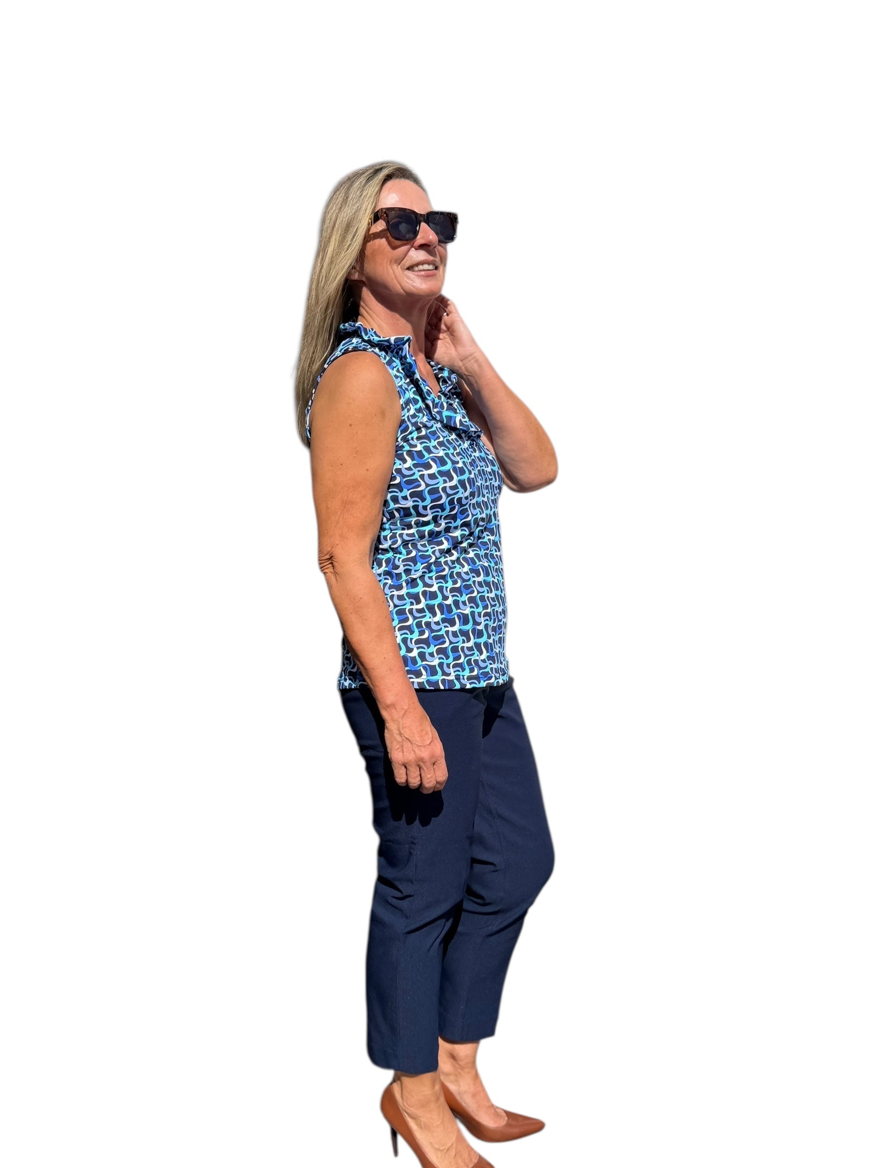 Contemporary Pull - on Capri Navy - Back of the Bay Boutique