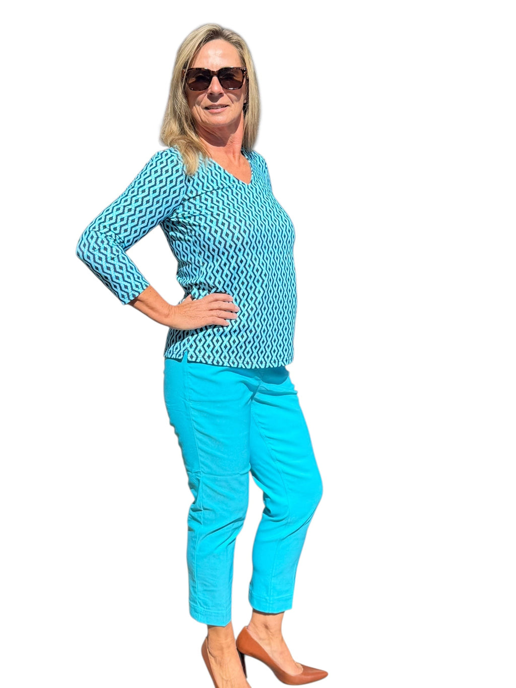 Contemporary Pull - on Capri Clear Turquoise - Back of the Bay Boutique