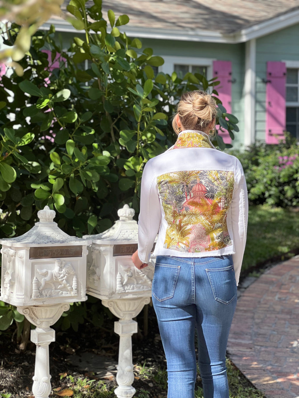 The White Denim Jacket / Fall of Mauve - Back of the Bay Boutique